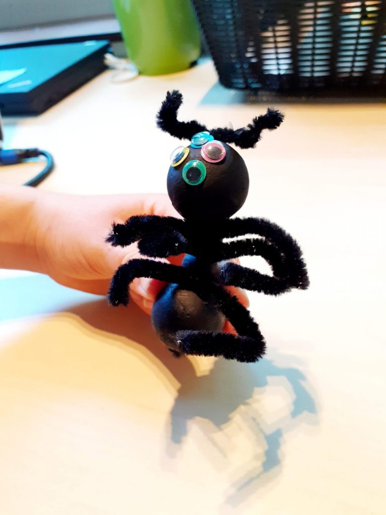 Im Kinderatelier Düsseldorf kann nach Lust und Laune gebastelt werden.