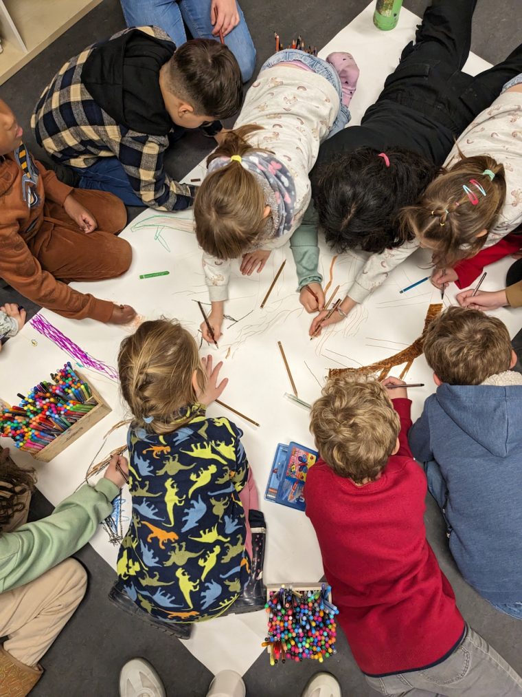 Im Krass Haus am Bürgerhaus Eller - können Kinder kreativ werden