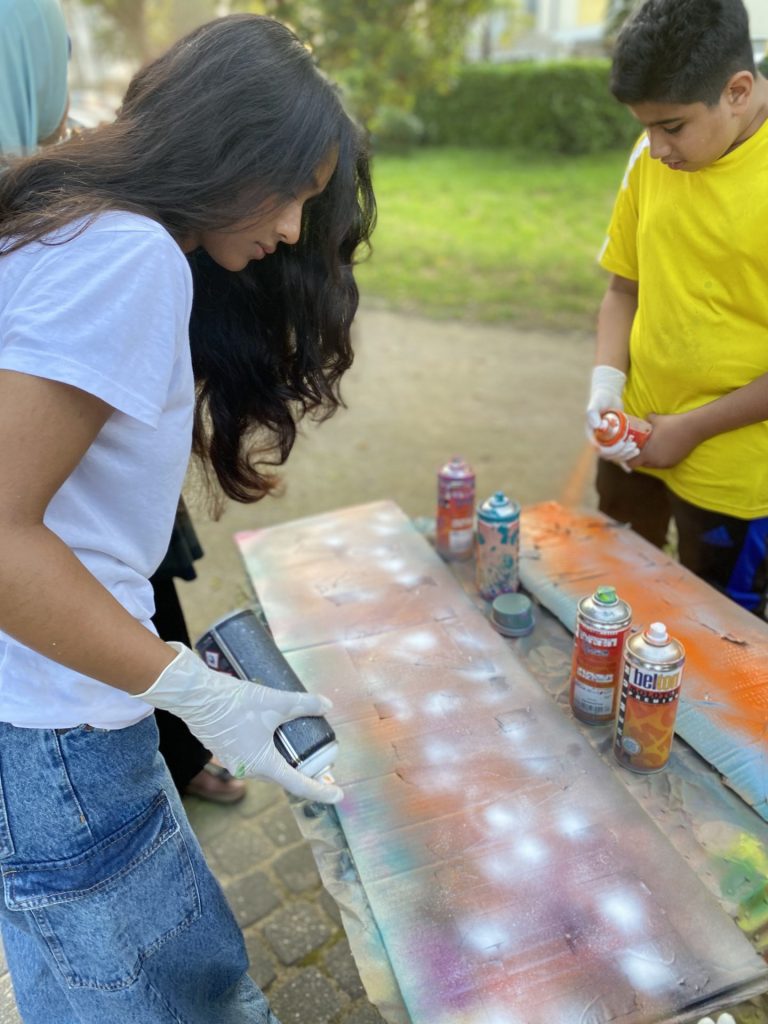 Manchmal malen wir auch draussen