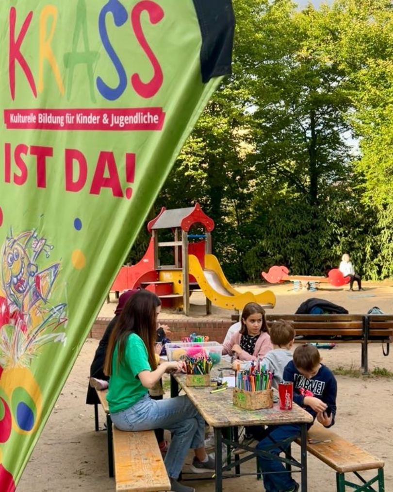 Malen, zeichnen, basteln - gemeinsam mit anderen Kindern aus deiner Gegend