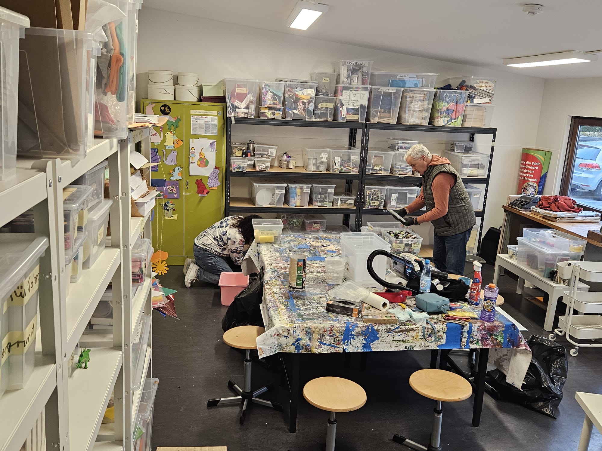 Stellte den Kunstraum in unserem KRASS-Haus auf den Kopf: Danach war alles ordentlich und blitzeblank